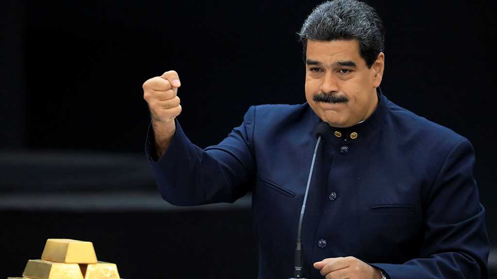Venezuelan Rivals Maduro and Guaido Tussle for Power