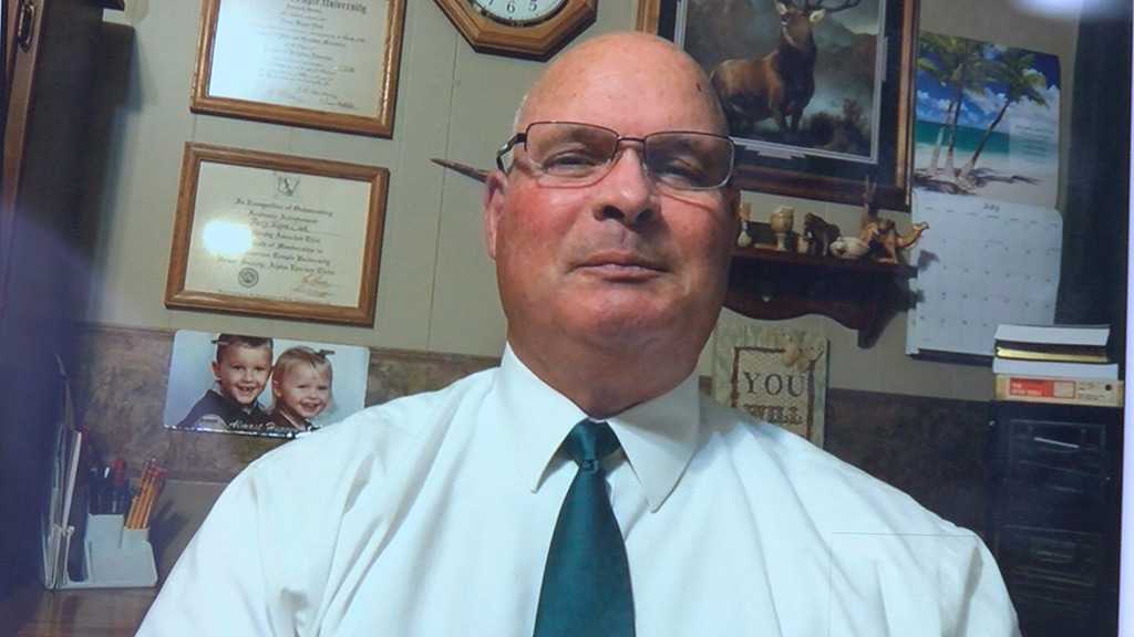 Tennessee Pastor Tests Positive for COVID-19 Shortly After Meeting with Trump