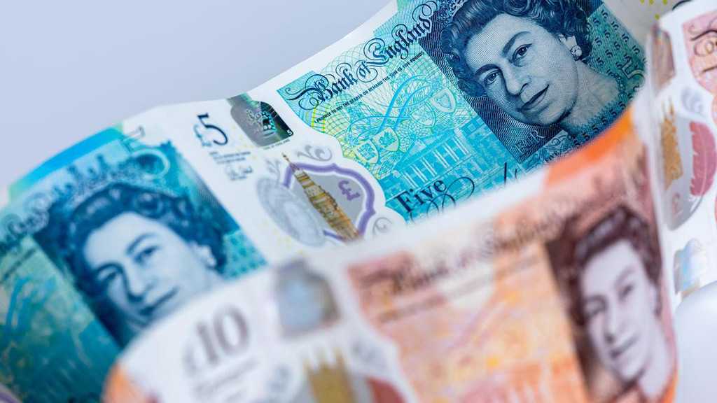 UK Plunges into Recession as GDP Shrinks by Record 20.4% in Q2