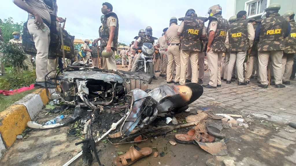 Three Dead in India’s Bengaluru over “Derogatory” FB Post on Prophet Mohammad
