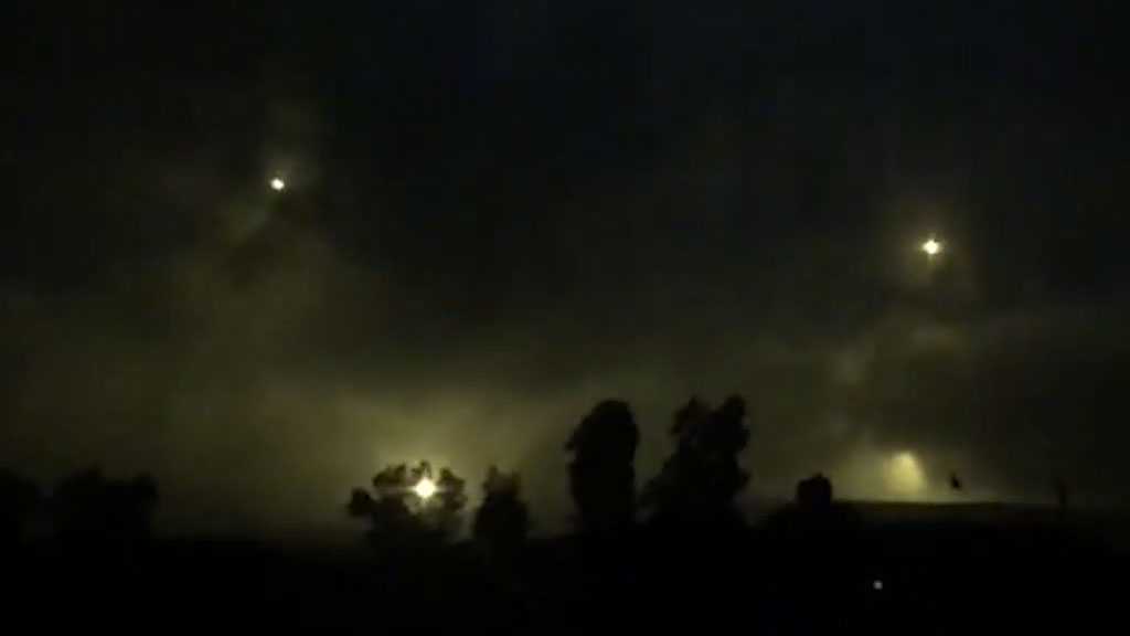 ‘Israel’ Targets Lebanon’s Labbouneh, South Naqoura with Flare Bombs