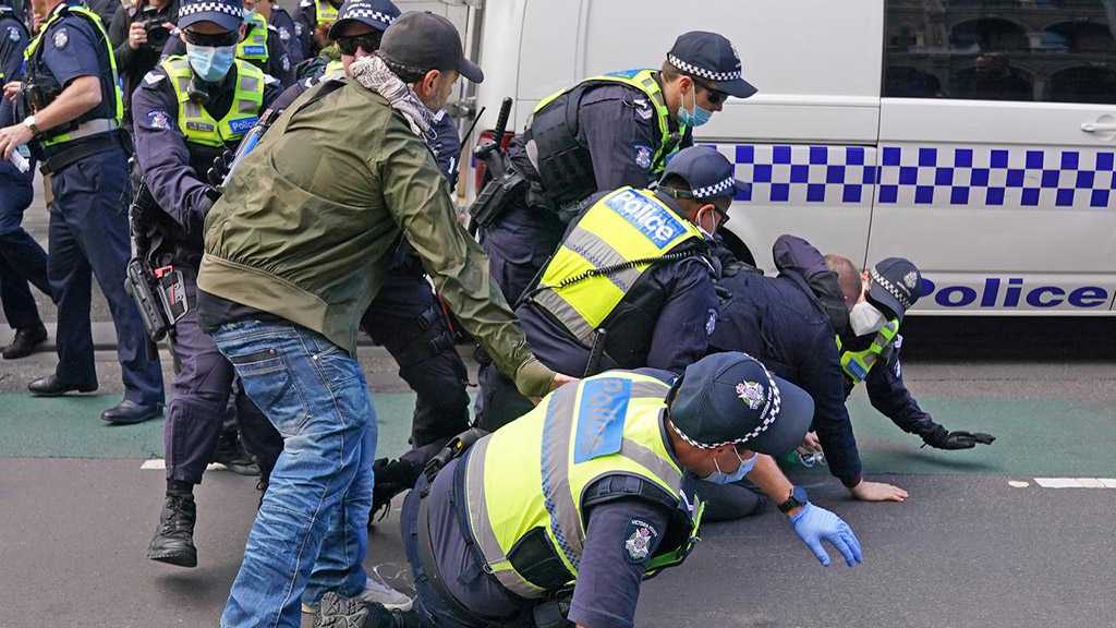 Melbourne Police Clash with Anti-Lockdown Protesters