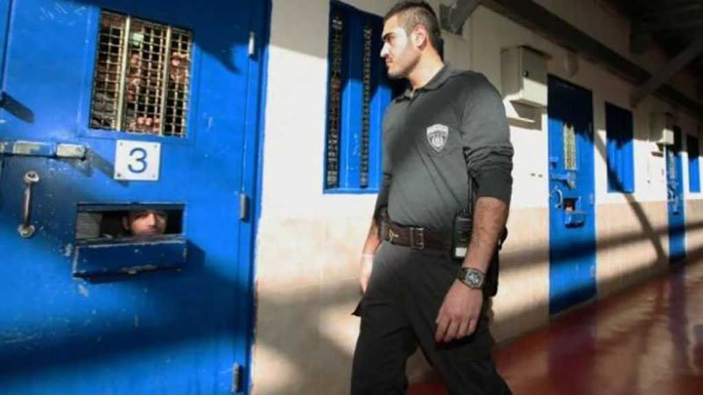 “Ofer” Prison... The Jailer and “Coronavirus” Threaten Palestinian Prisoners’ Lives