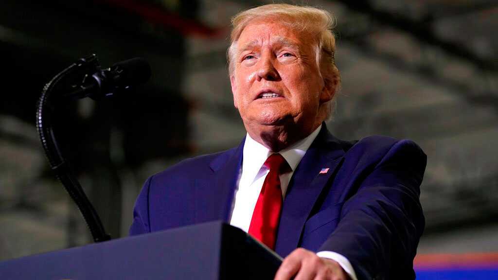 LA Mayor Says Trump Has Head ’In The Sand’ as Wildfires Rage
