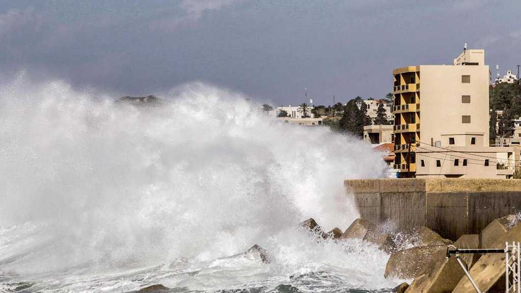 Autumn Weather Sets in As Thunderstorms Rain Down on Lebanon