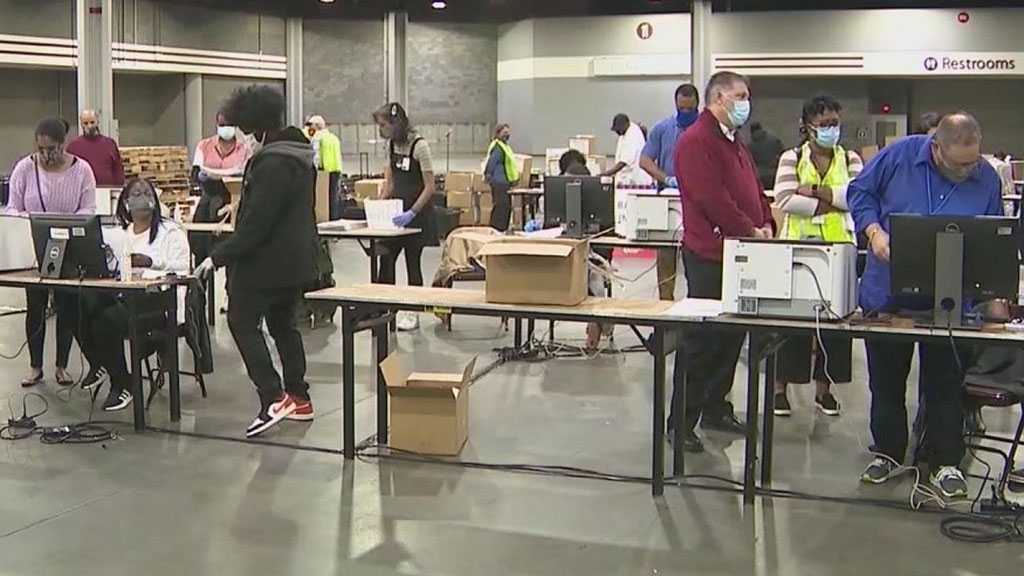 Votes Recount in Georgia’s Fulton County Delayed Over Crashed Dominion Server