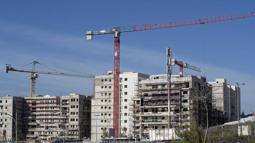 EU Urges “Israel” to Halt Settlement Expansion in West Bank