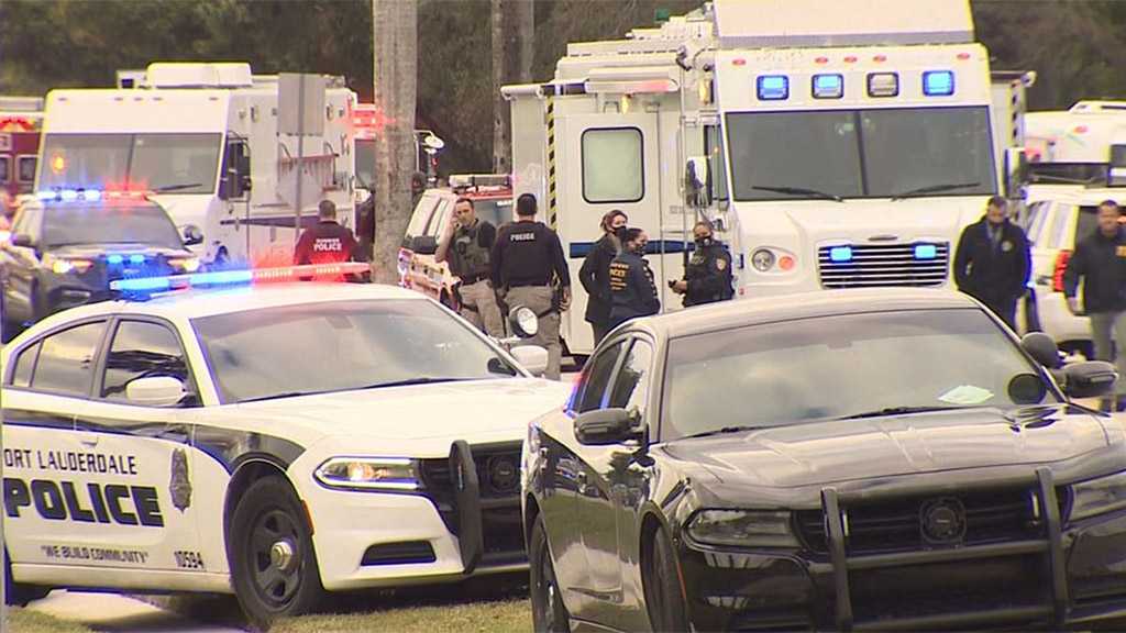 US: One of Deadliest Shootouts in FBI History Leaves 2 Agents Dead