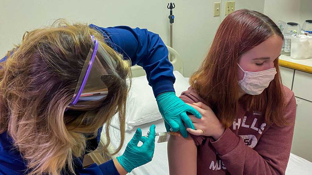 Production Companies: Pfizer COVID-19 Vaccine Safe, Effective on Adolescents in Trial