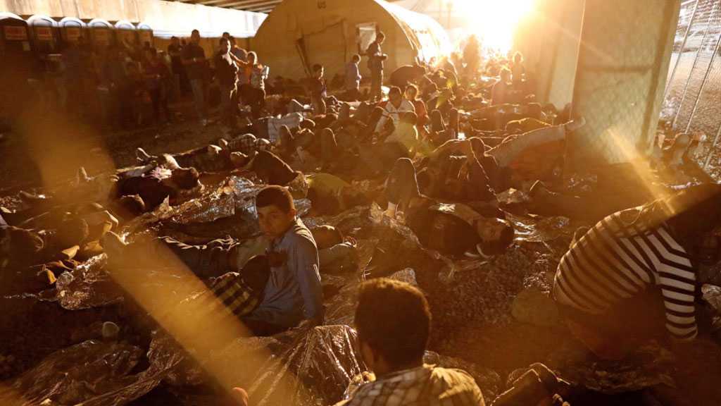 Child Migrants Held in Dirt-floored Open-air Pens Under Texas Bridge