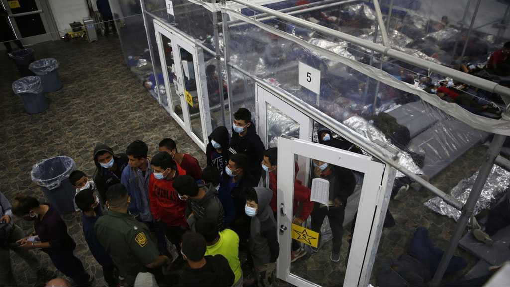 US: Illegal Border Crossings Surge to Highest Level in 2 DECADES