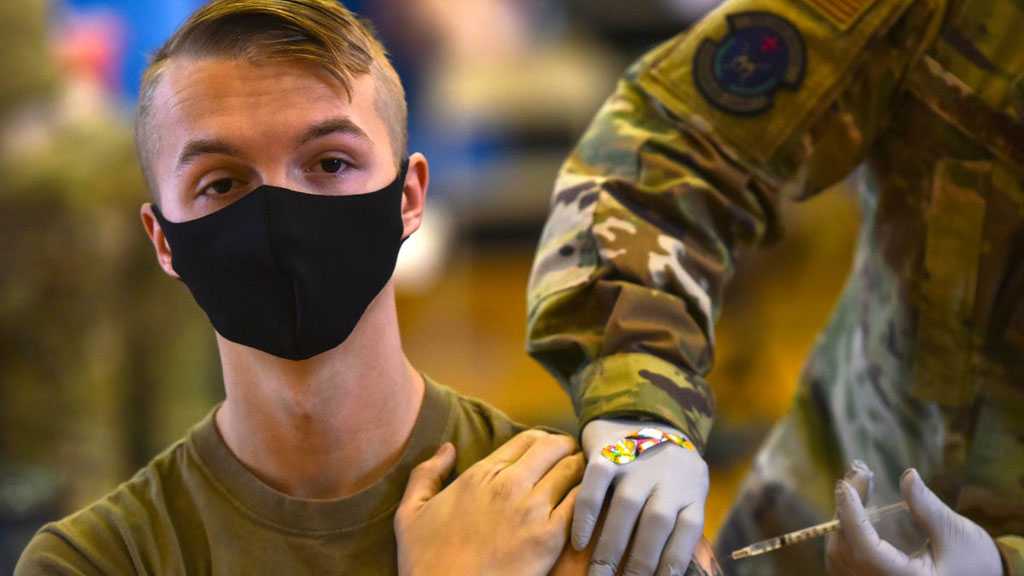 US: 40% of Marines Reject Coronavirus Vaccine, Dems Urge Mandatory Shots for Troops