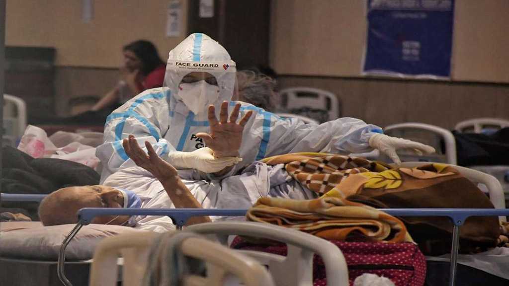 Delhi Hospitals Issue SOS Alerts over Oxygen Supplies as India’s COVID Crisis Mounts