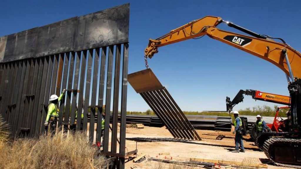 Pentagon Halts Construction on Trump’s Military-funded Border Wall