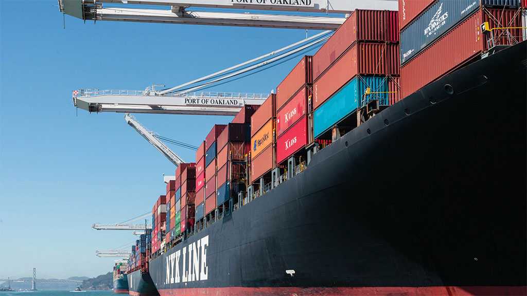Up To 1,000 People Protest Unloading Of ‘Israeli’ Ship in Oakland