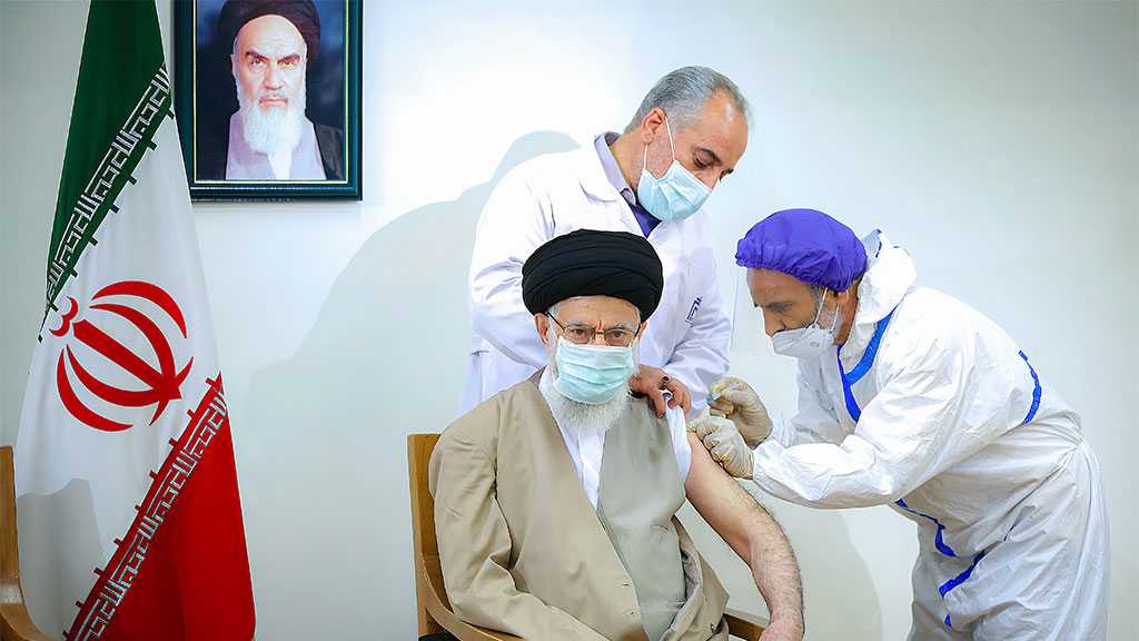 Rouhani Lauds Imam Khamenei for Encouraging Iranian Scientists by Getting Local Vaccine