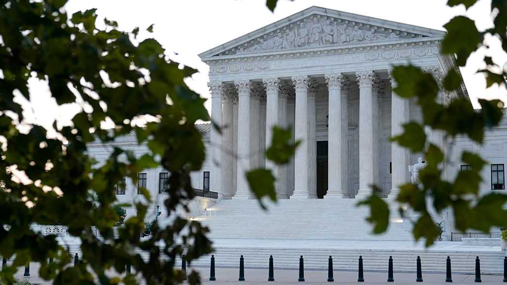 US Supreme Court Backs Pipeline Companies in Land Grab