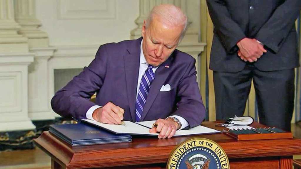 WH: Biden Signs Memorandum Giving Temporary Safe Haven to Hong Kong Residents