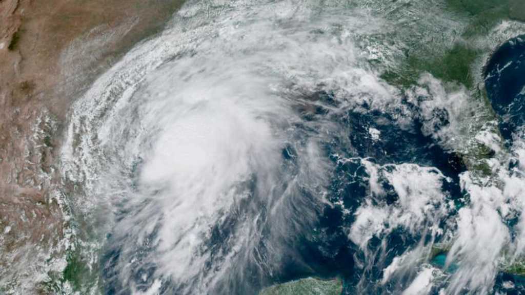 NHC: Hurricane Nicholas Makes Landfall along Texas Coast