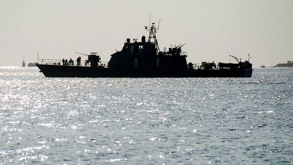 Iran to Manufacture New Large Warship and Destroyers