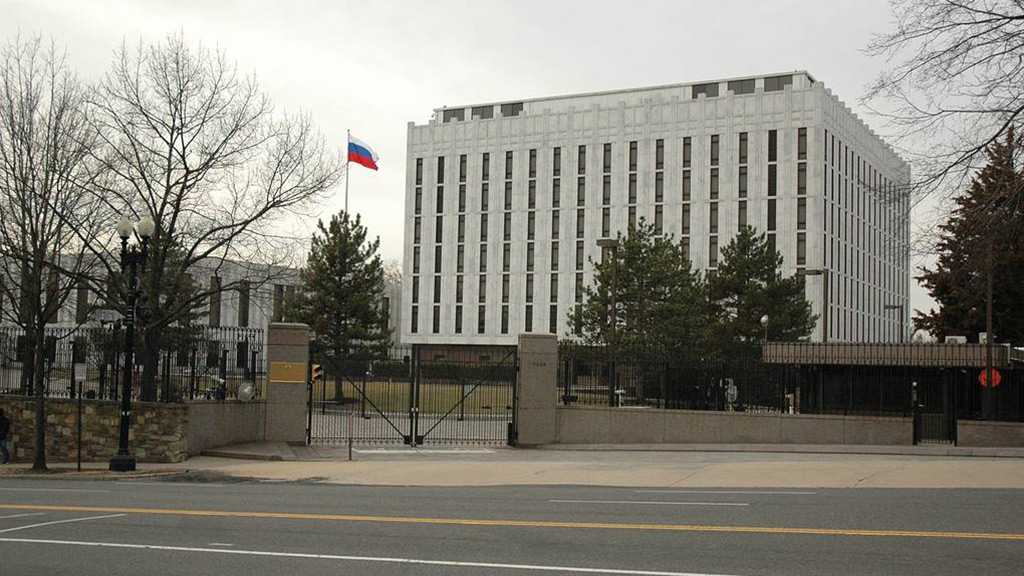 US Senators Urge Biden to Expel 300 Russian Diplomats amid Moscow Embassy Dispute