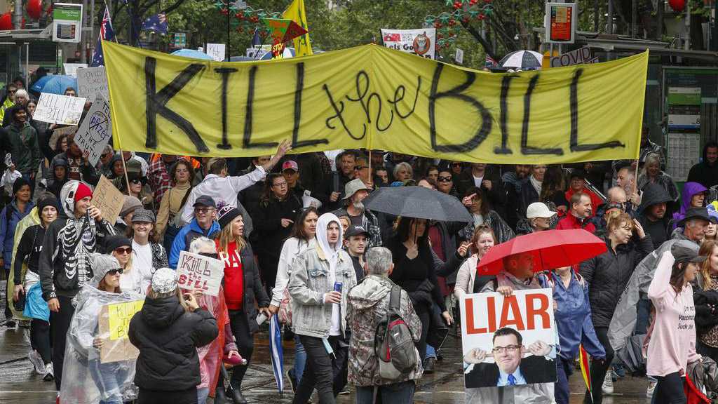 Thousands Protest COVID-19 “Tyranny” in Melbourne
