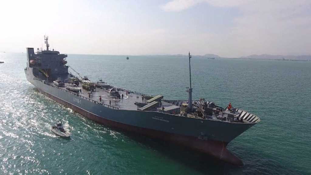 IRG Chief: Iran Enjoys Cutting-Edge Marine Technologies to Fend Off Any Aggression