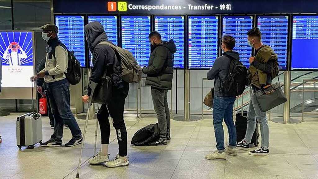 French Health Body: Omicron Variant Found in Paris on Person Who Returned from Nigeria