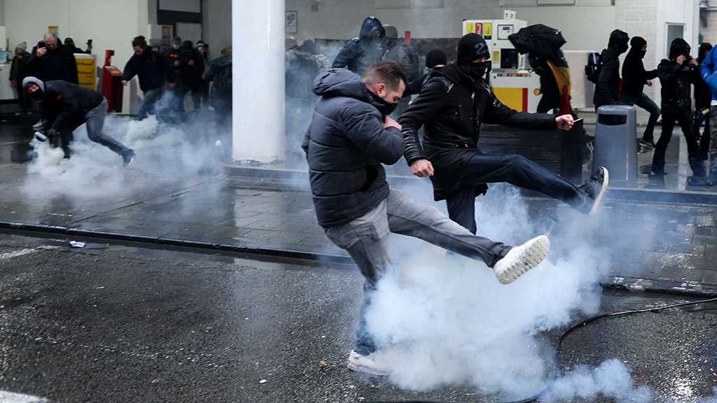 Protests against New COVID-19 Restrictions Turn Violent In Brussels