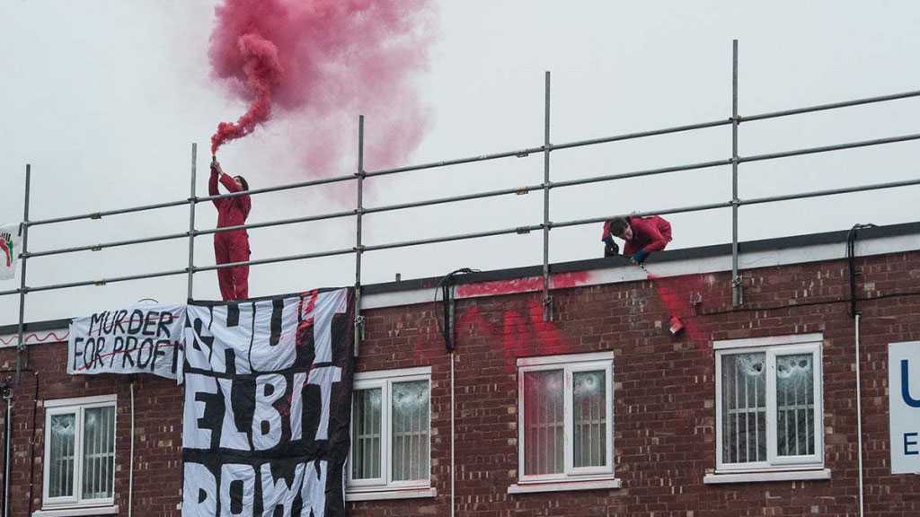 Campaigners Take to the Roof of Factory of Drones Used By ‘Israeli’ Military against Palestinians
