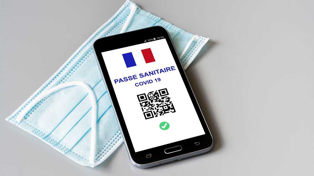 French Anti-vaxxers Buying Fake Covid Passes Online