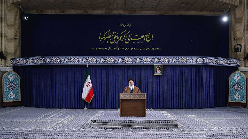 Imam Khamenei: Iran Self-sufficient, Enemies Seek To Prevent It from Obtaining Peaceful Nuclear Energy
