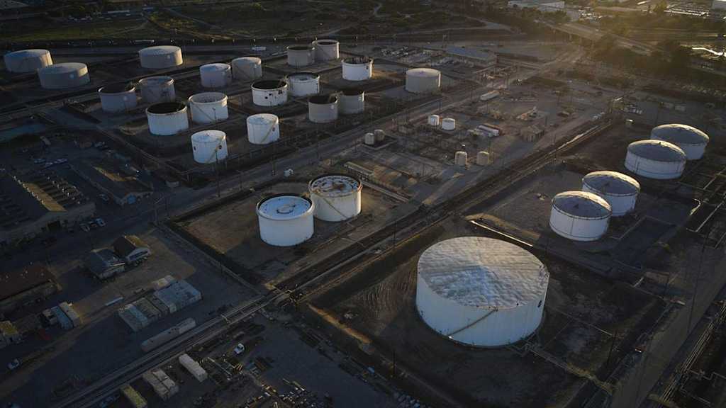 EU Proposes Russian Oil Embargo