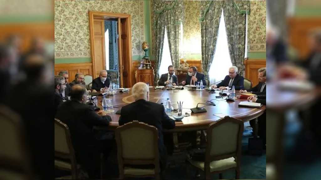 Iran’s Top Nuclear Negotiator Holds Talks in Moscow