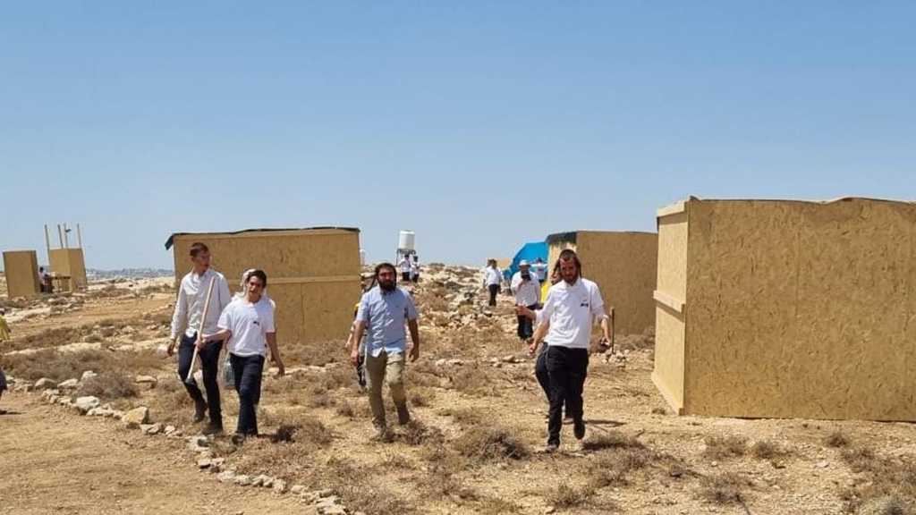 “Israeli” Settlers Establish First Ultra-Orthodox Illegal WB Outpost