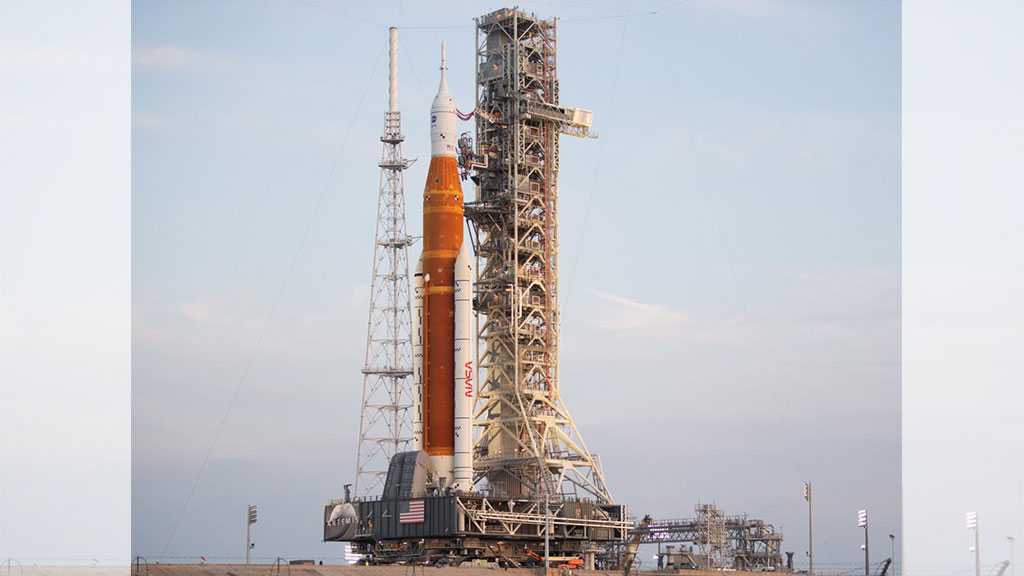 NASA Sets New Date for Moon Launch