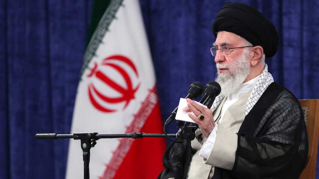 Imam Khamenei: Recent Riots A Clumsy Reaction by The Enemy to Iran’s Innovative Progress