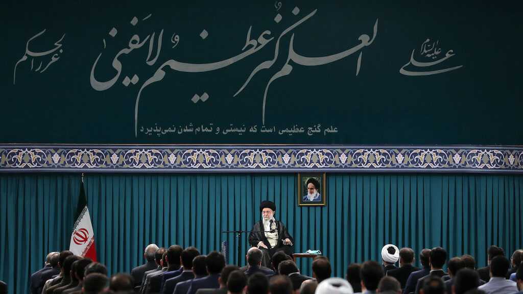 Imam Khamenei: Iran Made Major Achievements in Nuclear Industry, Doesn’t Seek to Possess a Nuclear Weapon