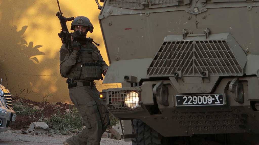 Palestinian Resistance Fighters Open Fire on IOF in Nablus