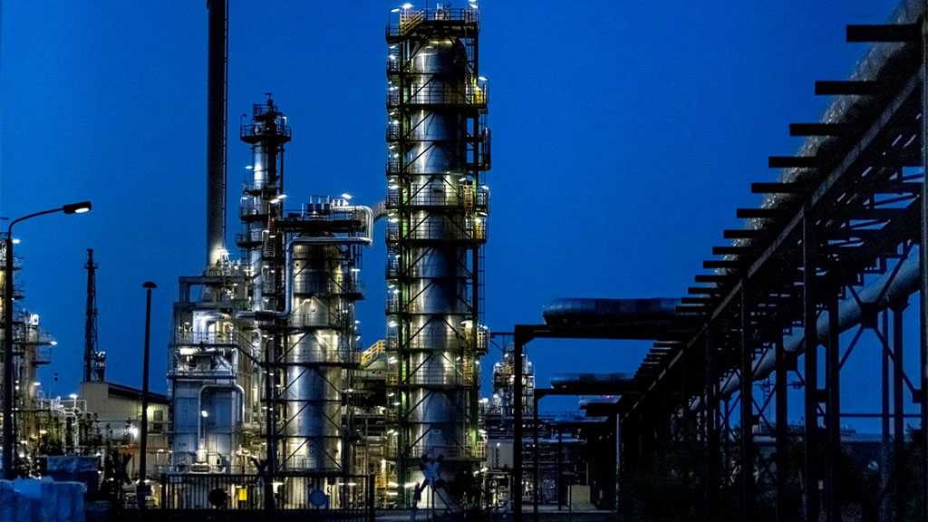 EU Nations Can’t Agree on Price Cap for Russian Oil