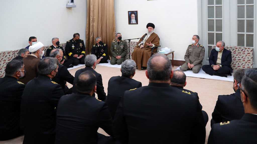 Imam Khamenei Urges Turning Use of Huge Naval Capacities into Common Culture in Iran