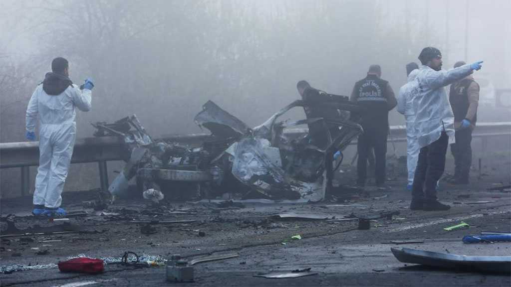 Car Bomb in Turkey Injures Police Officers