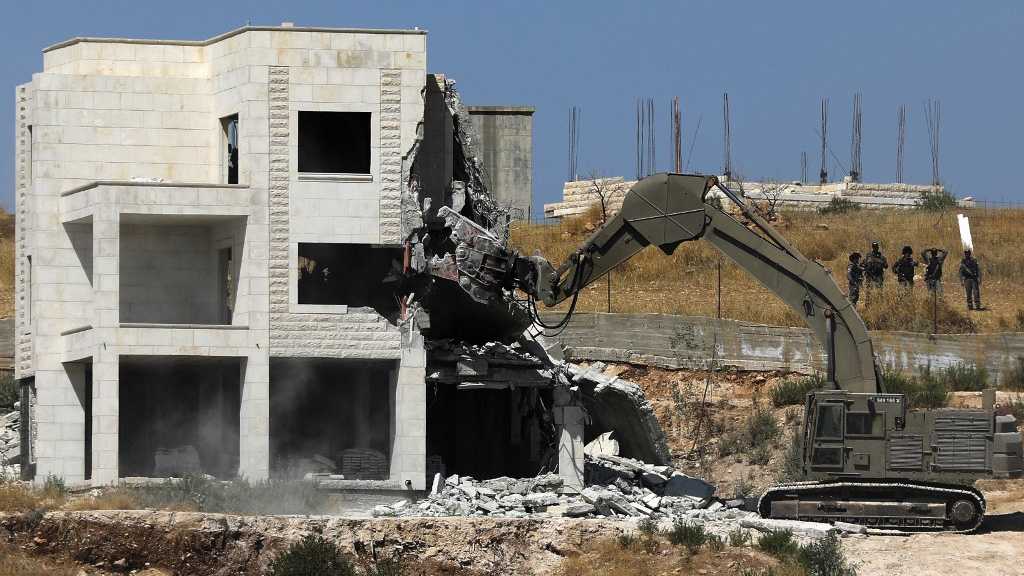 “Israeli” Extremist Minister Calls for Demolition of Hundreds of Palestinian Homes