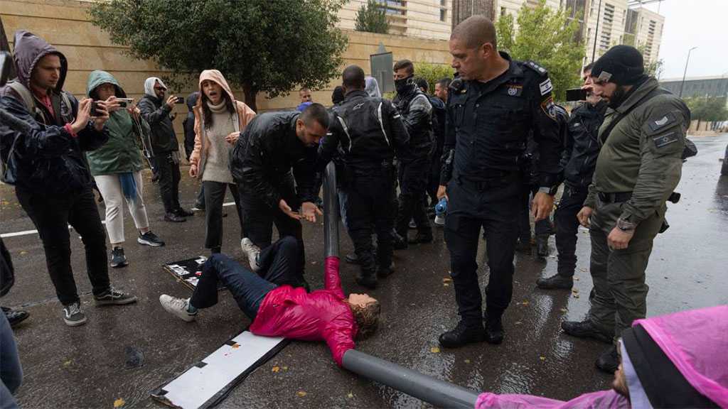 The Collapsing Entity: Protesters Block Road Leading to Netanyahu’s Office