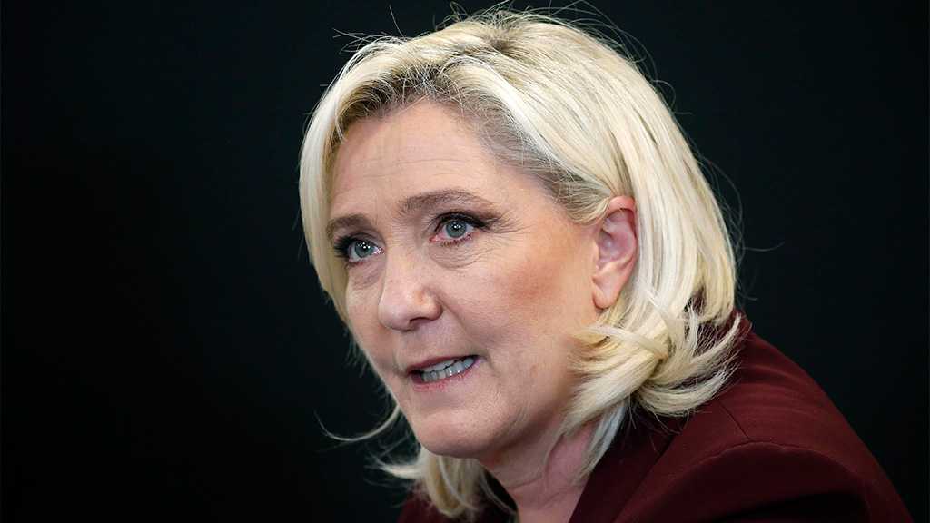 Marine Le Pen Tops French Presidential Poll