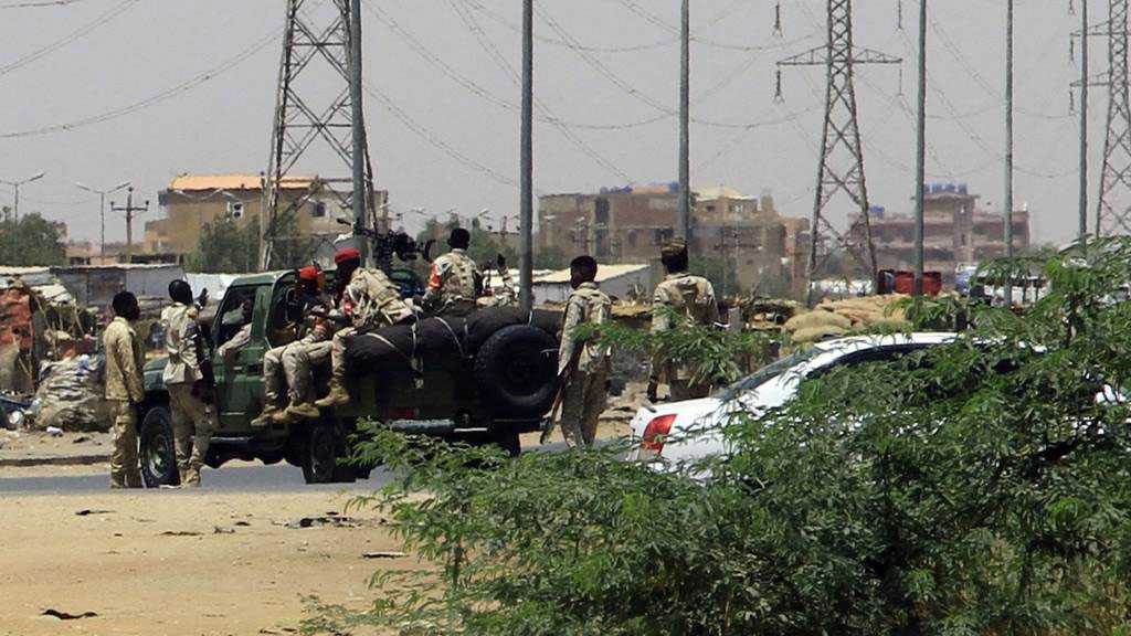Fighting Erupts in Khartoum as Sudan Army, Paramilitary Force Clash