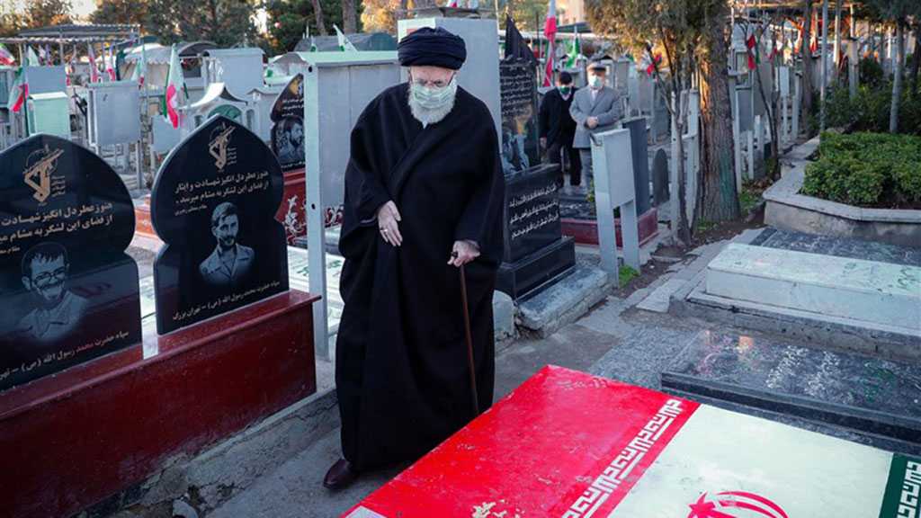 Imam Khamenei Lauds Martyrs as Eternal Role Models
