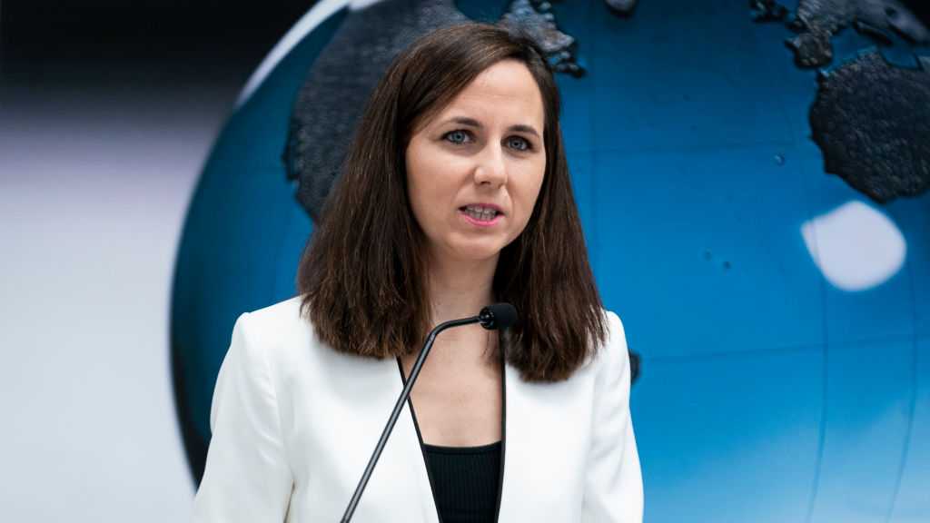 Spain’s Ex Minister Slams Following US Interests of Arming “Israeli” Genocide in Gaza