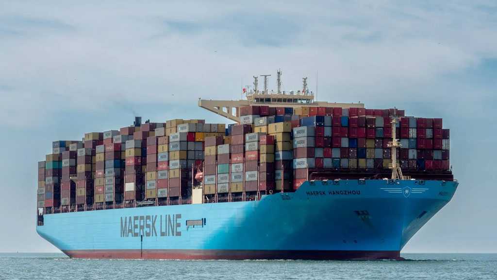 Maersk Reports Massive Drop in Net Profits, Warns of Uncertainty due to Red Sea Ops