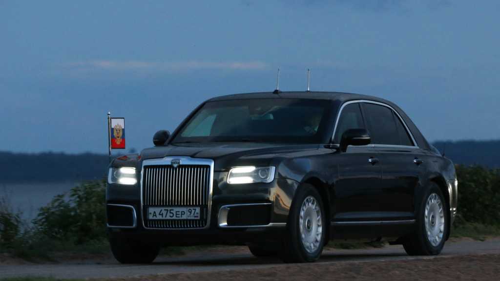 Putin Gifts Kim Jong-un Luxury Automobile